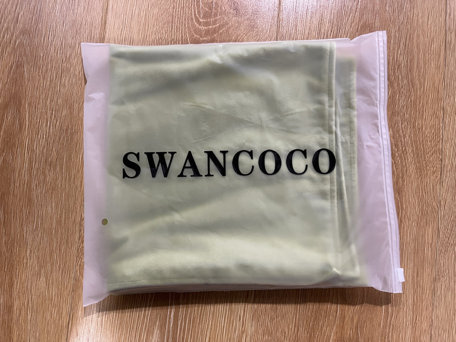 SWANCOCO Velvet Throw Pillow Covers Square Cushion Covers 2 Pack